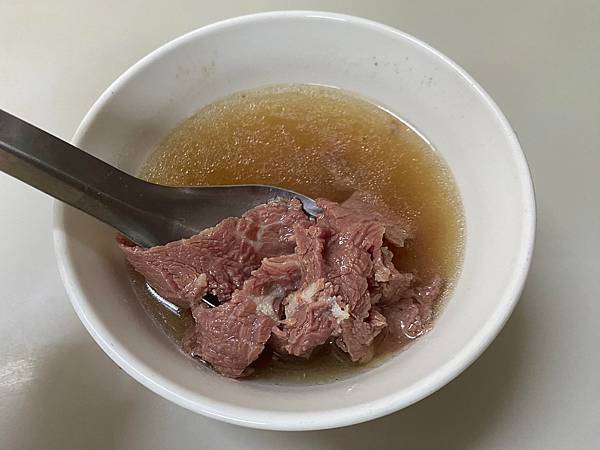 台南 康樂街牛肉湯 米其林推薦