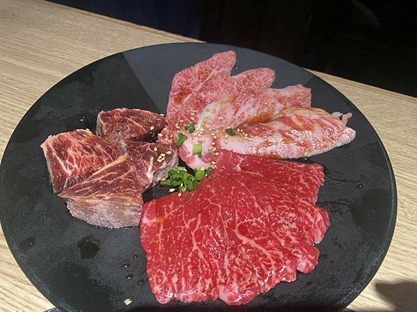 東京 焼肉もとやま 新宿店