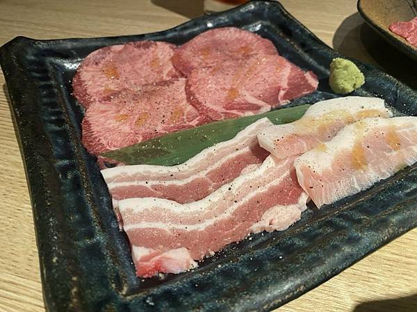 東京 焼肉もとやま 新宿店