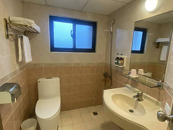 台中 二川行旅 HiRiver Hotel 後站住宿選擇 台中 二川行旅 HiRiver Hotel 後站住宿選擇