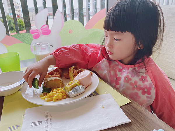 【團購】宜蘭悅川酒店一泊二食小旅行，主題彩繪親子家庭房、綠野