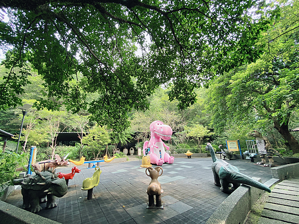 【親子旅遊】新北三峽大板根：一泊二食泡湯慢活行程！附近景點？