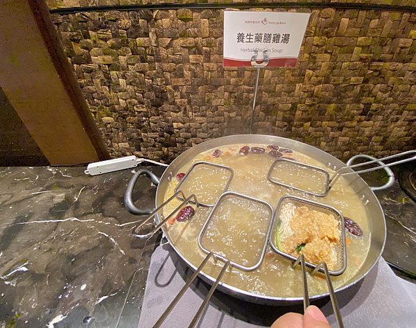 【親子旅遊】新北三峽大板根：一泊二食泡湯慢活行程！附近景點？