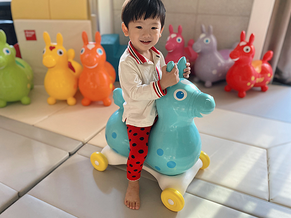 【玩具】孩子圈大明星Rody跳跳马～全球最夯的骑乘玩具，可帮