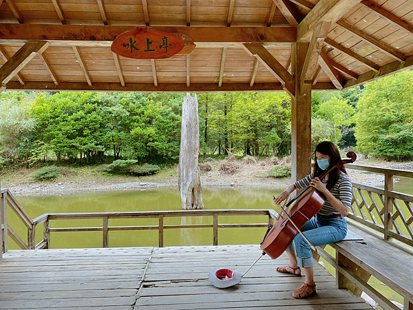 【親子旅遊】宜蘭明池山莊一泊二食：此生必去仙境夢幻湖（含小木