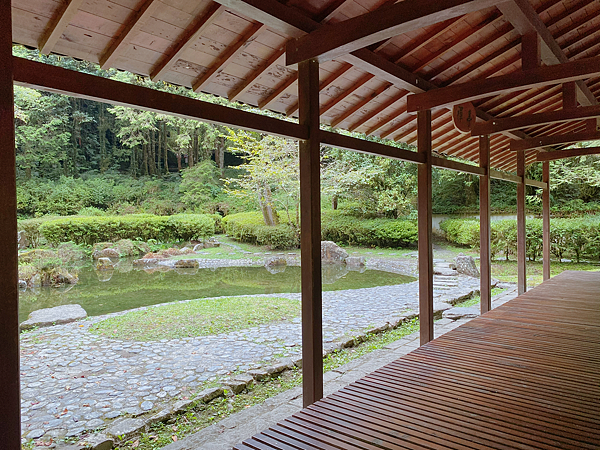 【親子旅遊】宜蘭明池山莊一泊一食：此生必去仙境夢幻湖（含小木