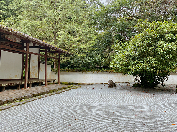 【親子旅遊】宜蘭明池山莊一泊二食：此生必去仙境夢幻湖（含小木