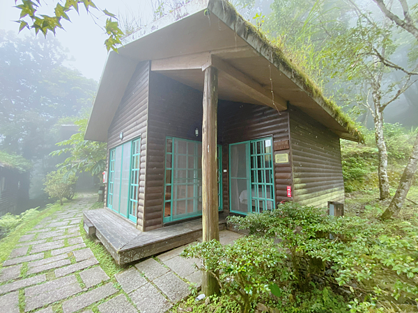 【親子旅遊】宜蘭明池山莊一泊一食：此生必去仙境夢幻湖（含小木