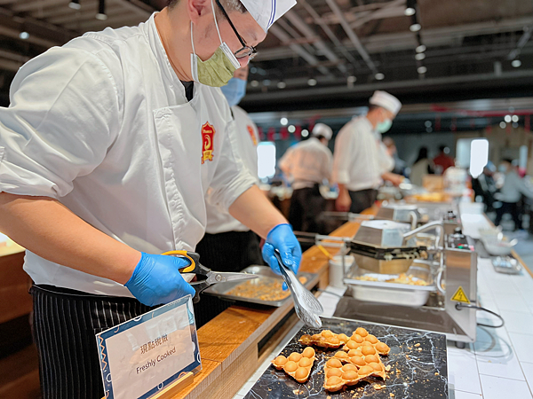 【親子飯店團購】台中鳳凰酒店！2022年才開幕～爆好吃早午餐