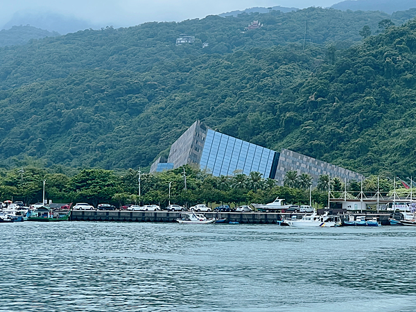 【飯店團購】蘭陽烏石港海景酒店！遙望龜山島最美海景、舒適牛奶