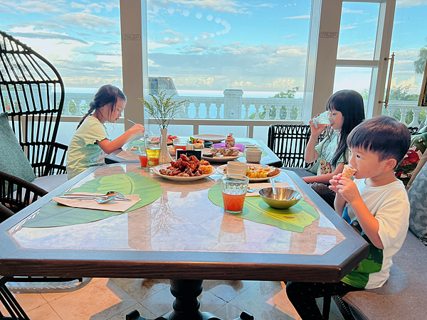 【团购】花莲远雄悦来大饭店一泊一食/一泊二食！升等海景、赠海