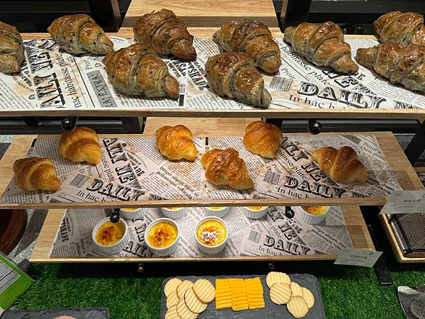 【团购】台南禧榕轩大饭店！典雅高空花园泳池、房间落地窗洒落阳