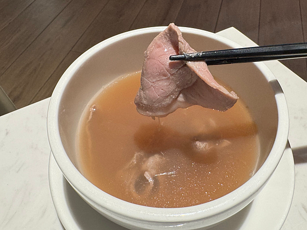 【团购】台南禧榕轩大饭店！典雅高空花园泳池、房间落地窗洒落阳