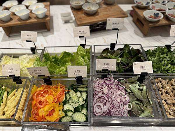【团购】台南禧榕轩大饭店！典雅高空花园泳池、房间落地窗洒落阳