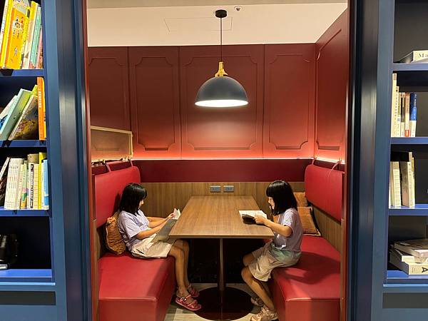 【团购】悦乐旅店台中文心 OLAH Poshtel 全新质感