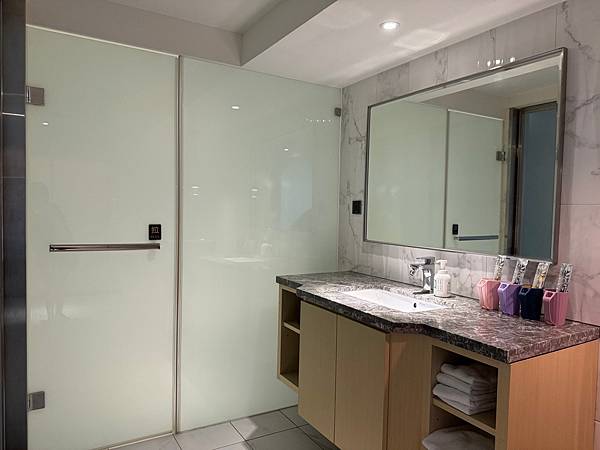 【团购】悦乐旅店台中文心 OLAH Poshtel 全新质感