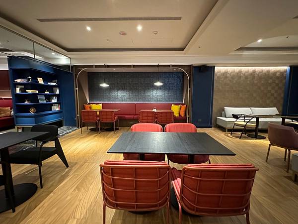 【团购】悦乐旅店台中文心 OLAH Poshtel 全新质感