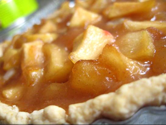 Sweetie Apple Pie 08022009.jpg