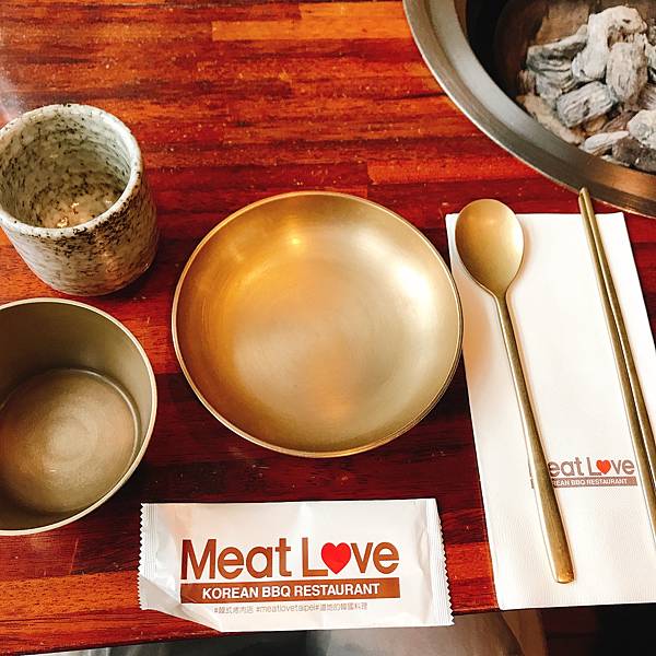 [食記] 台北 Meat Love橡木炭火韓國烤肉 信義店