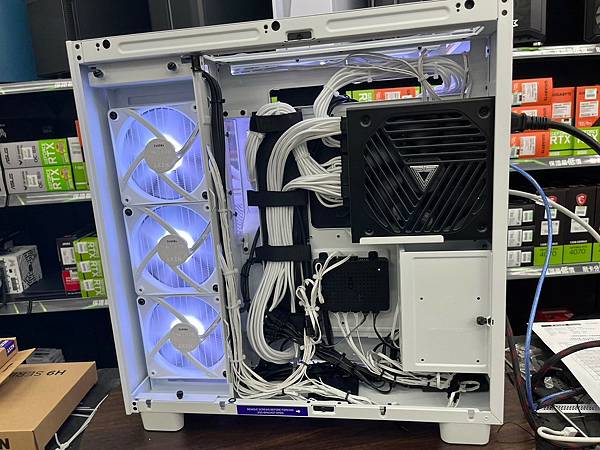 六月04.jpg 六月04.jpg