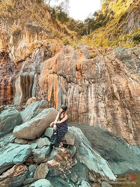 15 屏東祕境_哈尤溪_七彩岩壁_野溪溫泉_大武部落.jpg