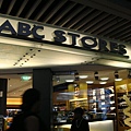 每走兩步就有一家的ABC Stores