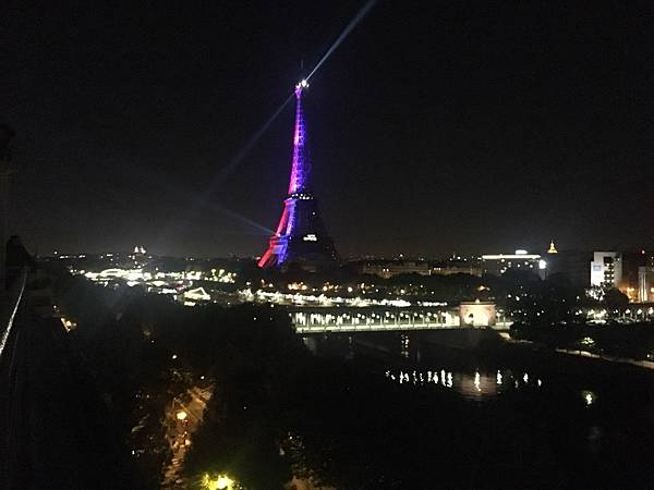 鐵塔_171019_0009.jpg 鐵塔_171019_0009.jpg