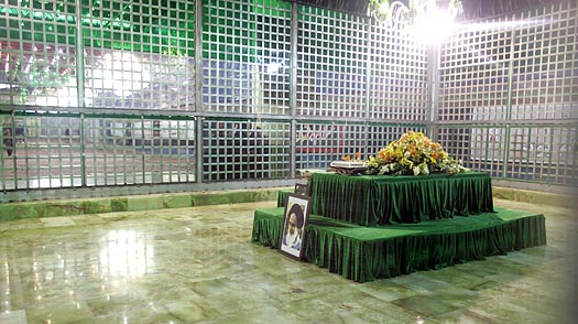 khomeini_tomb_0928