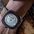 SEVENFRIDAY P2B/03