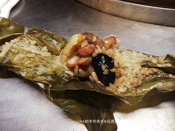 高雄駁二夜市美食推薦『顏記一口肉圓』05.jpg 高雄駁二夜市美食推薦『顏記一口肉圓』05.jpg