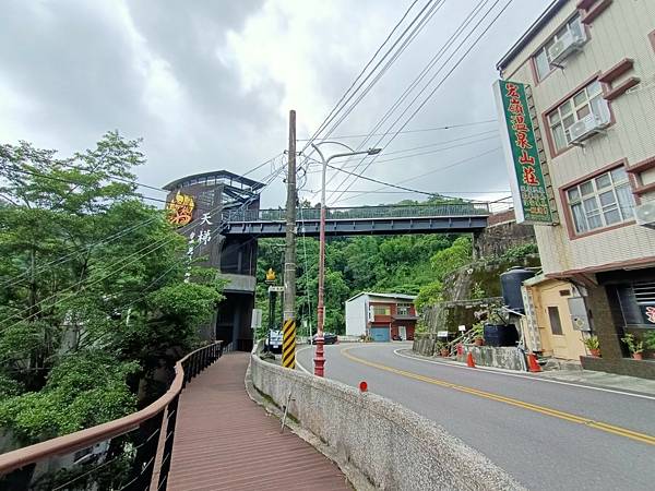 原味山產-來關子嶺泡溫泉都要吃桶子雞