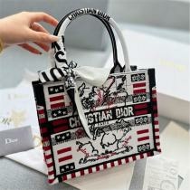 ディオール トートバッグ アメリカンカジュアル 白黒赤 ロゴ ディオール トートバッグ アメリカンカジュアル 白黒赤 ロゴ