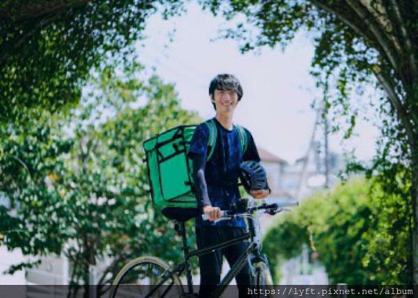 UberEats Japan]必要書類をアップロードして、登録を進めましょう 