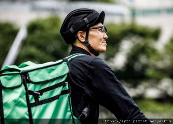 UberEats Japan]必要書類をアップロードして、登録を進めましょう 