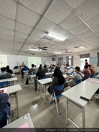 UBER 劉伯烏計程車執登衝刺班 (3).jpg UBER 劉伯烏計程車執登衝刺班 (3).jpg