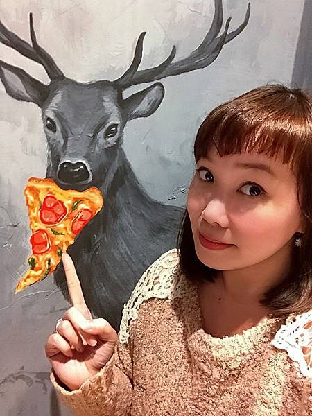 台北東區巷弄裡的異國美食～老外都來朝聖的手工Pizza【De