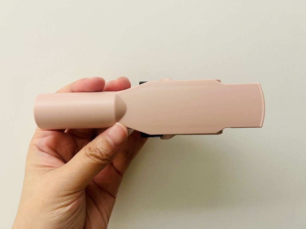 IMG_0067.jpeg 無線手持吸塵器推薦~【SANSUI山水 輕淨吸迷你無線吸塵器】塵螨機/居家車用清潔/露營收帳 一機搞定