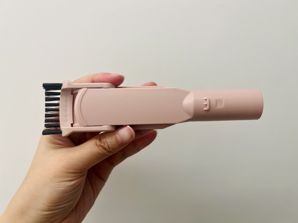 IMG_0064.jpeg 無線手持吸塵器推薦~【SANSUI山水 輕淨吸迷你無線吸塵器】塵螨機/居家車用清潔/露營收帳 一機搞定