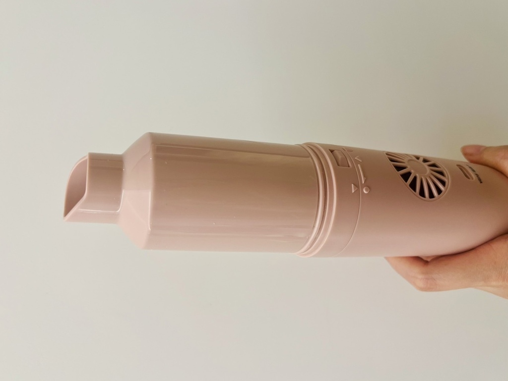 S__24248400.jpg 無線手持吸塵器推薦~【SANSUI山水 輕淨吸迷你無線吸塵器】塵螨機/居家車用清潔/露營收帳 一機搞定