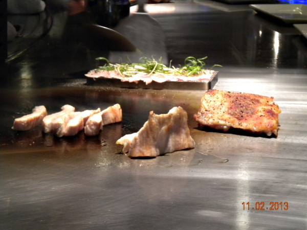 主菜料理中.jpg 主菜料理中.jpg