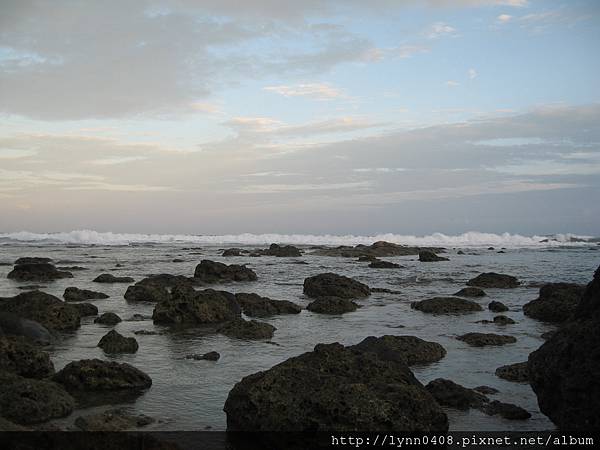 2011-11-05 318台東-白石牛民宿海灘.JPG