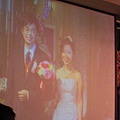 20081231)Chris跟R說他們被wedding planner訓練一定要咧嘴笑.JPG