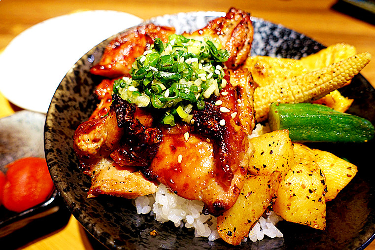 台中百貨美食推薦 - 大河屋 燒肉丼 燒烤