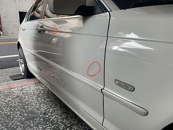 售01年出廠白色bmw E46 3i 直6引擎2 0 透明賣車 透明無價 M經驗雙b交流吳承學 痞客邦