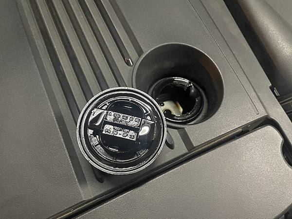 售2012年出廠黑色賓士W204 C250 1.8 AMG 