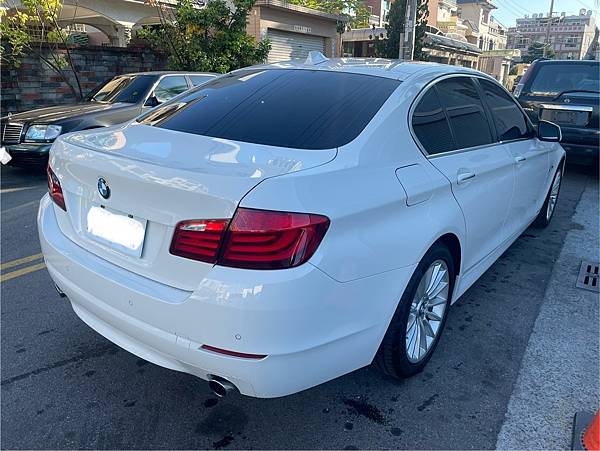 售2012年式稀有白色BMW 535i 3.0透明無價! (