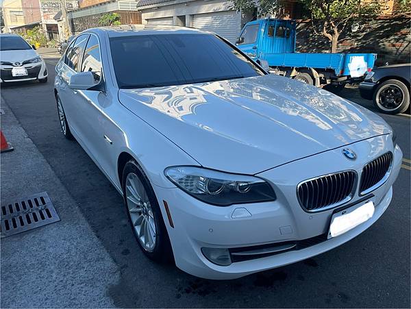 售2012年式稀有白色BMW 535i 3.0透明無價! (