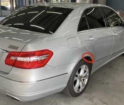 2013年領牌銀色賓士總代理W212 E250 1.8 Av