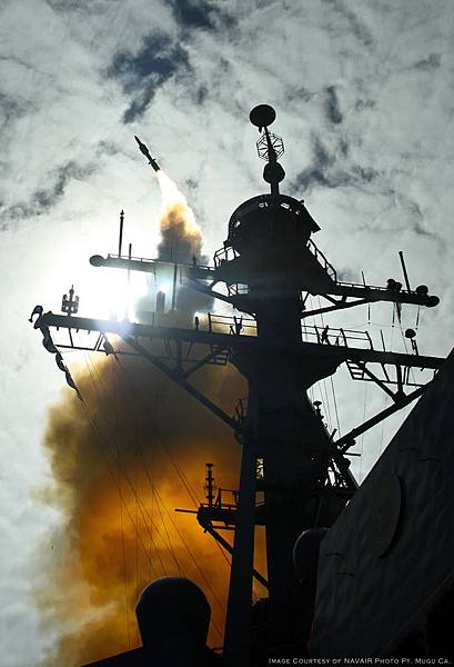 ORD_SM-6_Launch_Silhouette_NAVAIR_lg