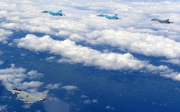Su-34s-Jul.-24-2-706x441 Su-34s-Jul.-24-2-706x441